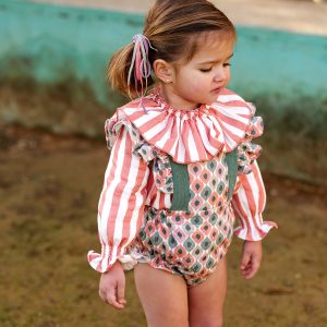 CONJUNTO BLUSA Y PETO ÉTNICO NIÑA JOSÉ VARÓN