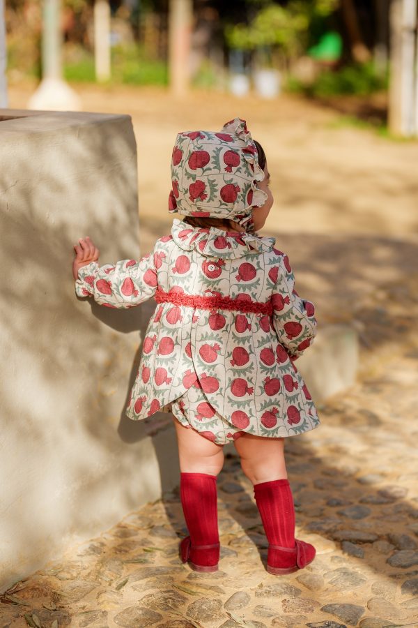 VESTIDO CON BRAGUITA Y CAPOTA COLECCIÓN GRANADA - Imagen 2