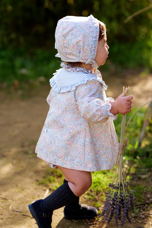 VESTIDO CON BRAGUITA Y CAPOTA LIBERTY JOSÉ VARÓN - Imagen 2
