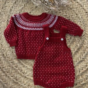 CONJUNTO JERSEY Y PETO GRANATE COLECCIÓN CORAZÓN