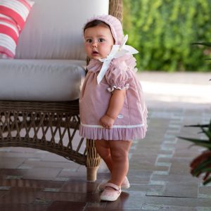 Jesusito bebé tres piezas lino rosa y tul